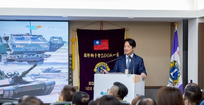 赖清德团结国家第4讲 吁挺国军支持国防预算