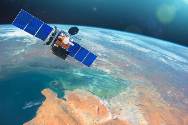 「死亡衛星」近60年後發出訊號 科學家費解