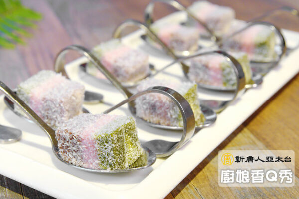 【廚娘香Q秀】椰香娘惹糕和生菜吻仔魚煎餅