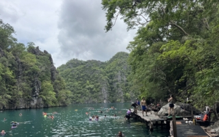 藍洞深呼吸 潛進凱央根湖的祕境世界