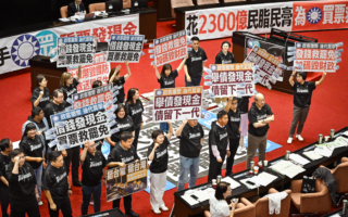 全民普發現金1萬元 立法院三讀通過