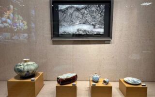 別樣風華  2025年楊企霞彩墨彩瓷創作展