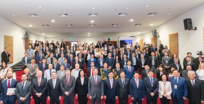 巴拉圭总统会林佳龙 重申巴台邦谊坚若磐石