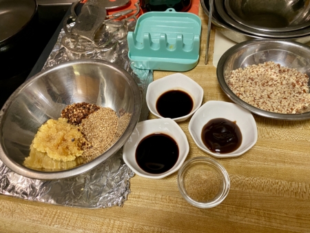 搭配涼拌醬汁材料