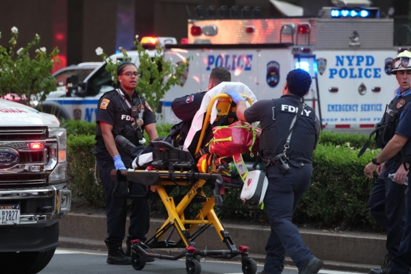 纽约曼哈顿大楼枪击案酿四死 含一警察