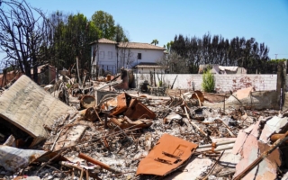 遭遇野火 為什麼有些房屋安然無恙