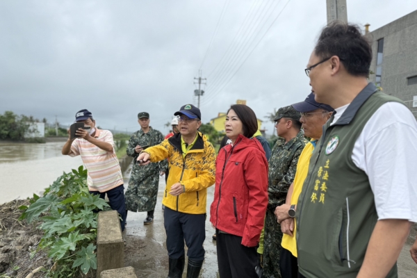 严防强降雨致灾 周春米视察滞洪与排水整备
