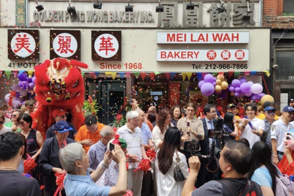 纽约华埠“美丽华茶餐厅”新店开张