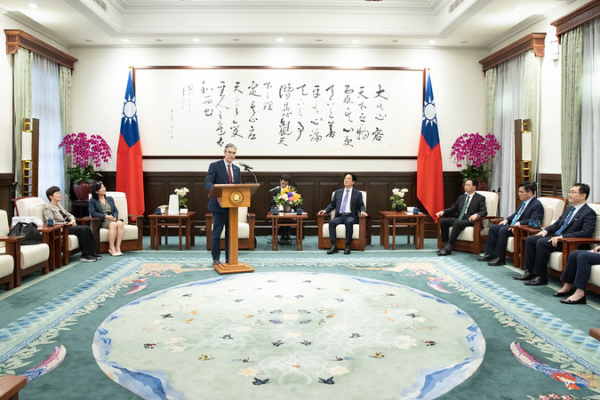 拜会赖清德 美国家民主基金会盼深化台美交流