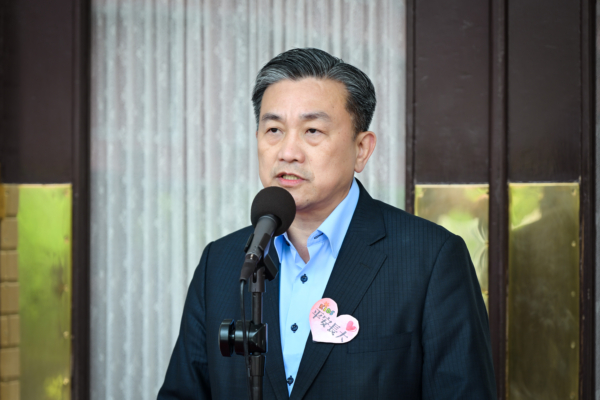 顾立雄取消访美是被中共施压？台立委：疑美论认知战