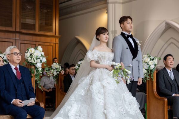 瞒婚6年才办婚宴 张睿家向黄安若告白感动全场