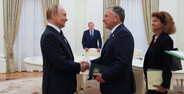 美特使威特科夫访俄 2日将会晤普京 美特使威特科夫访俄 2日将会晤普京