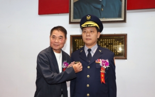 苗縣警局新、卸任分局長交接 縣長期勉維護良好治安