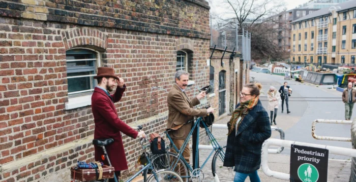 【名家专栏】男人、女人和文明社交礼仪