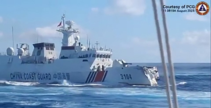 中共撞船后指责菲方 菲律宾：碰撞非我方所致