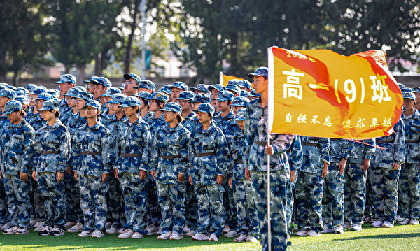 40度高温军训 上海一高中女生猝死 官方压舆论