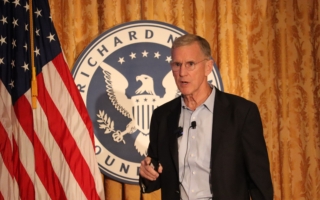 「決定人生的選擇」 美退役四星將軍論品格