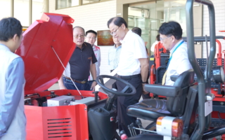 碩陽電機展現企業治理實力 張善政參訪肯定永續作為