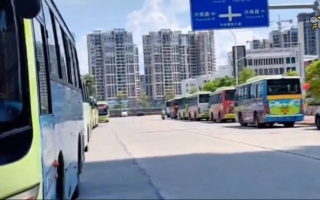 廣東興寧數百公交車司機罷運 討補貼款