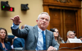 美國衛生部疫苗諮詢委員會更換主席