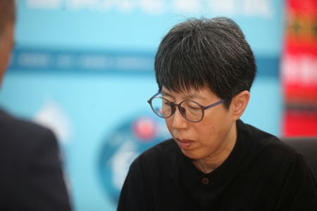 农心杯：芮迺伟老当益壮 夺元老赛三连胜奖