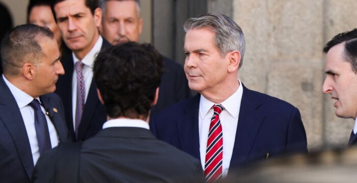 美中经贸谈判 贝森特透露首日谈判内幕