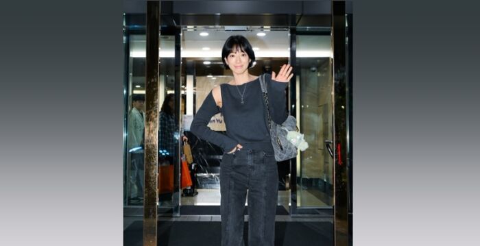 朴信惠访台任品牌大使 秀短发造型机场穿搭