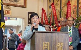 僑委會長徐佳青參與美洲龍岡宗親大會