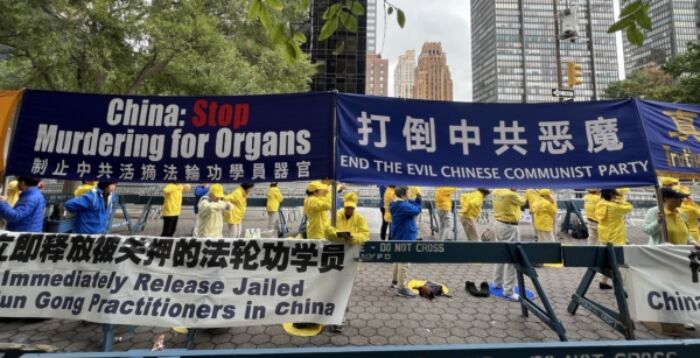 掸封尘：中国人的觉醒：原来共产党员是贬义词