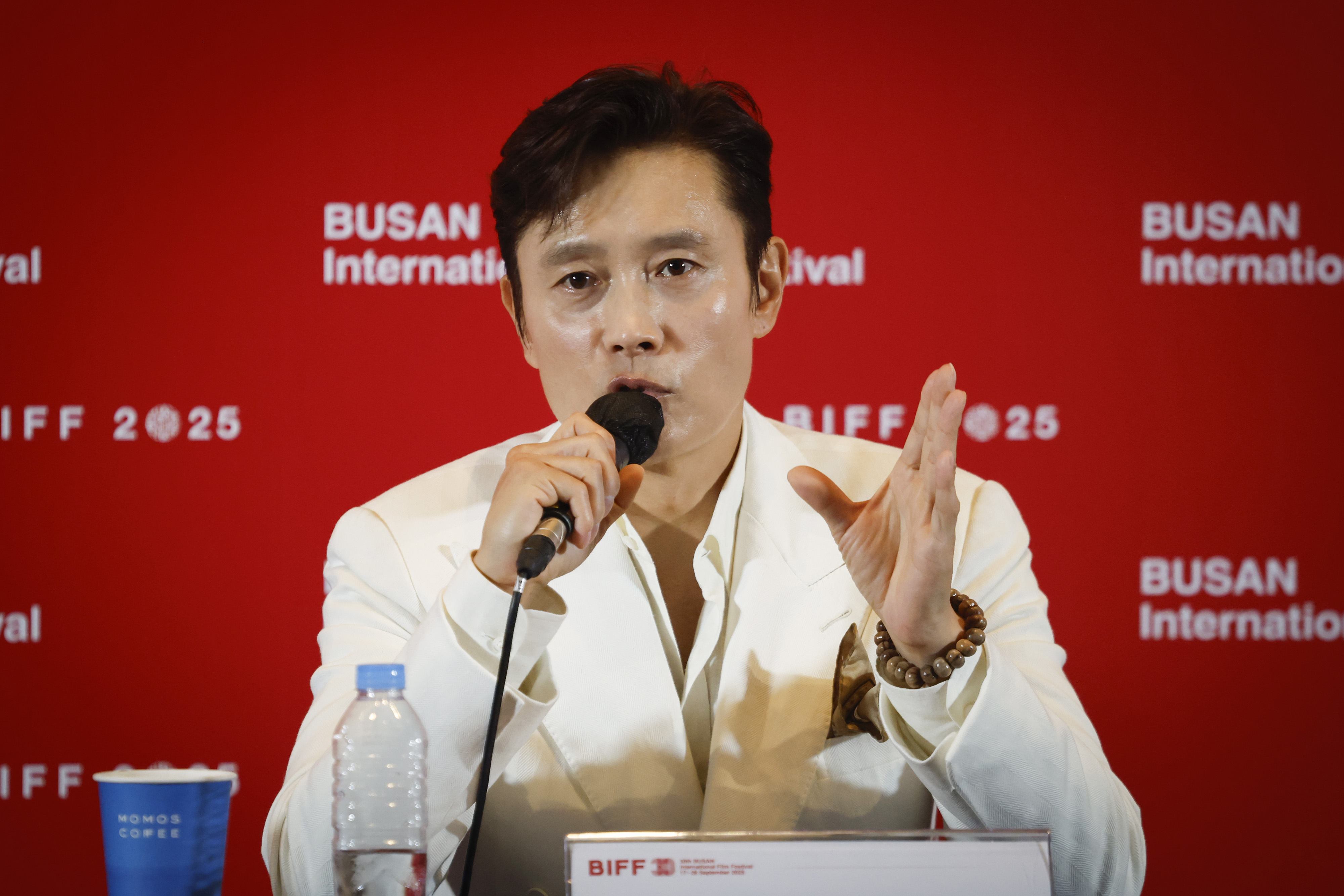 李炳宪凭《终极对弈》第四度获釜日电影奖影帝| 大紀元