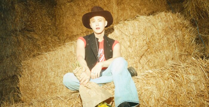 SUHO携迷你四辑回归 登iTunes专辑榜冠军