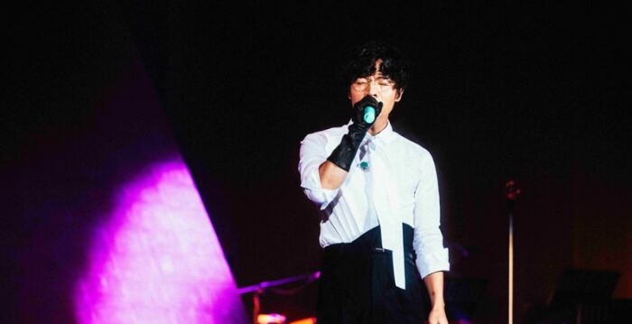 卢广仲台北开唱 首次公开不抱吉他唱歌原因