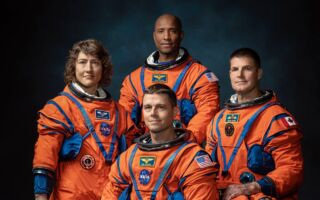 NASA明年登月 宇航員揭祕幕後準備實況