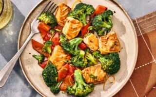 三文魚西蘭花一鍋料理 20分鐘完成的快手晚餐