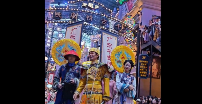 影视寒冬 知名男演员江华被曝在广东景区打工