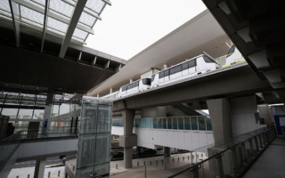 紐森簽署SB79 允加州8縣交通樞紐旁建樓房