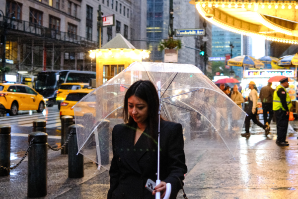 多起風暴侵襲美東和美西 至少1死 多人失蹤