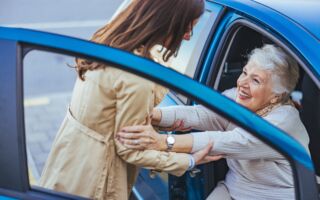 研究:行善讓人快樂 善待他人自己也受益