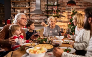 數代同堂：退休後和子女同住應注意什麼？