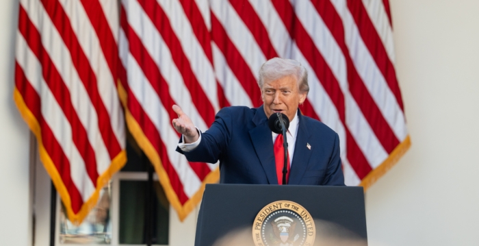 川普：高关税不可持续 但中共迫使我这样做