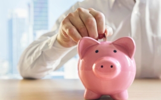 8種銀行隱性費用悄悄掏空你的帳戶 怎樣避免