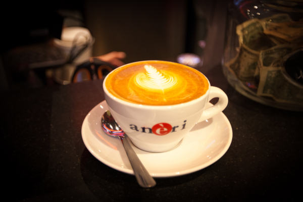 一杯咖啡卖12899元 上海天价咖啡引热议