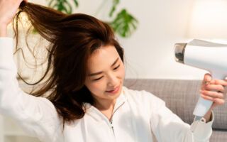 為什麼你最好不要使用旅館的吹風機？