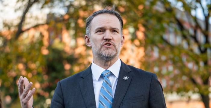 美贸易代表呼吁缩小与中国的贸易规模