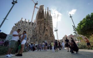 西班牙聖家堂增高至163米 成世界最高教堂