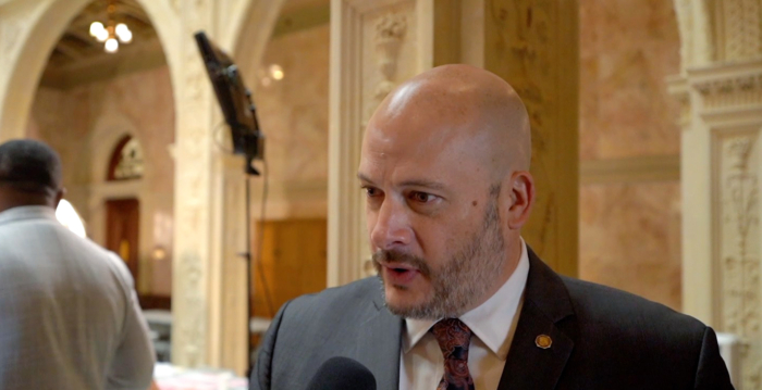 美副助卿：与印太伙伴合作 维护台海和平稳定