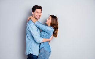 研究證實 每天獲得擁抱的人比較不會憂鬱