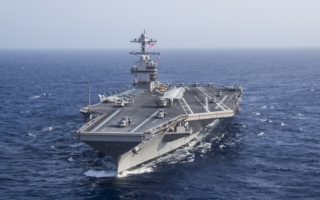 美最大航母福特號進駐拉美 打擊毒品走私