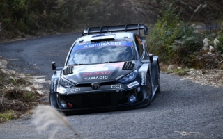 身為昂貴跑車公司CEO 為何開豐田車上班