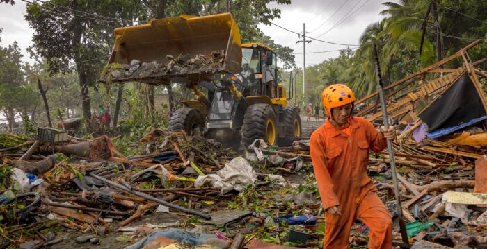 组图:超强台风凤凰横扫菲律宾 灾区满目疮痍 组图:超强台风凤凰横扫菲律宾 灾区满目疮痍